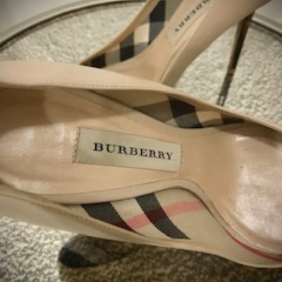 Burberry - Picture 4 of 5